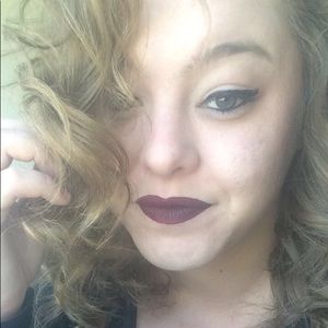 Meet your Posher, Briana